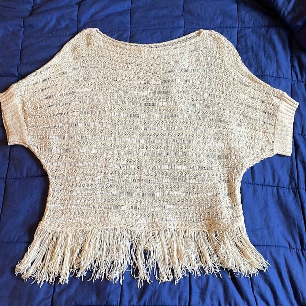 Fringed Top - Picture 2 of 6